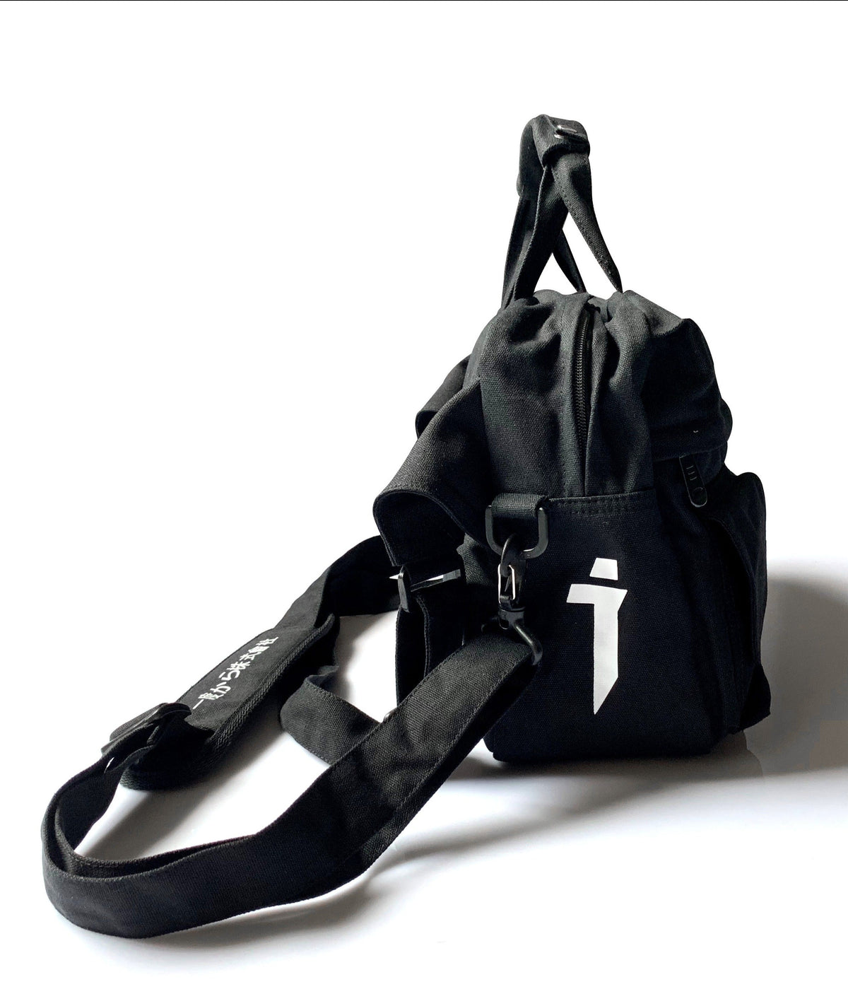 HiBag2 Water-Resistant 17″ Laptop Crossbody Bag