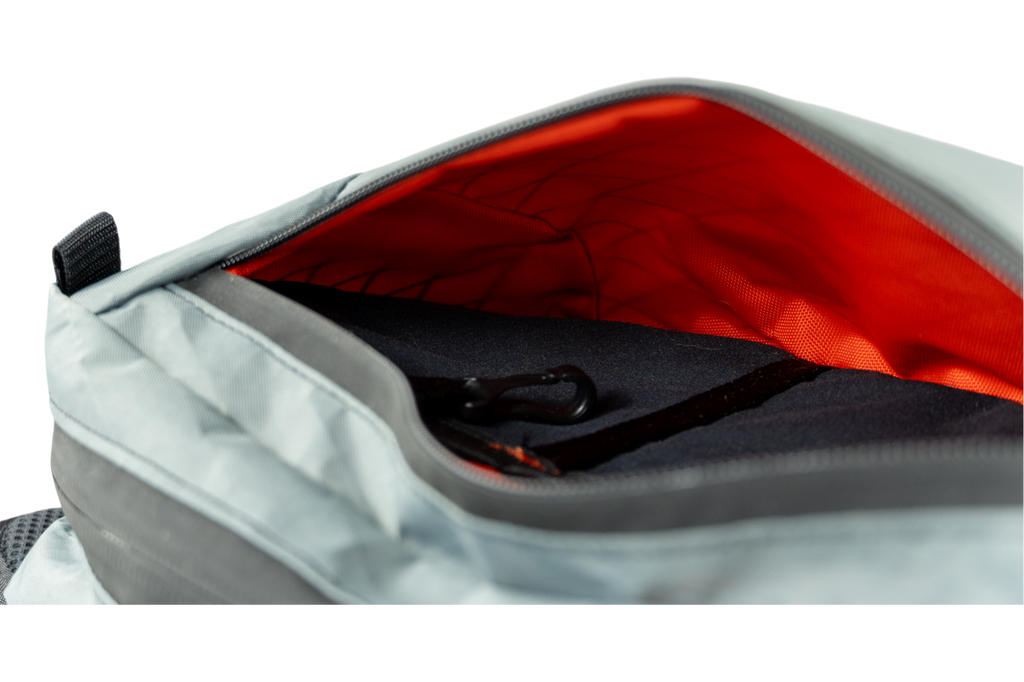 Loculus X-Pac Waterproof 6L Travel Sling Bag